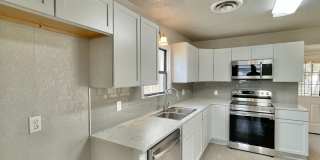 Price Drop!  Viewable Now!  Small Pets Accepted! Gallery 21