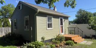 33 Wooley Street Gallery 1