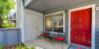 Lake Pointe Apartments Gallery 1