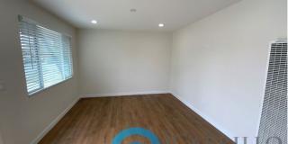 1628 Burton Street Gallery 7