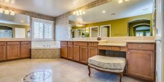 2892 E BEECHNUT Place Gallery 44