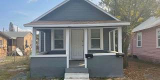 Move in special- 1/1 remodeled Cottage with bonus room Gallery 1