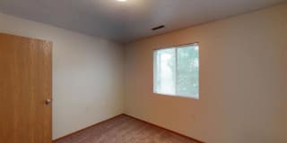 Oxbow Park Apartments Gallery 40