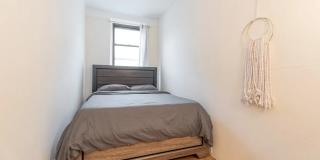 406 W 47th St Gallery 11