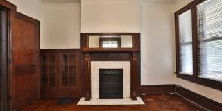 4 Bedroom North Campus Newly Remodeled House with 2 Decks and Patio Gallery 13