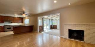 Updated and Spacious 4 Bedroom in Laguna Lake Gallery 6