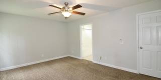 129 Lori Lane Gallery 27