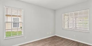 Sixty Oaks - Beautifully Remodeled Patio Home Gallery 7