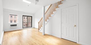 125 BERGEN Street Gallery 3