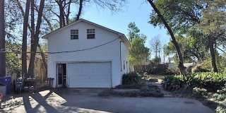 4 Bedrooms and 3 Full Baths House plus garage apartment Gallery 5
