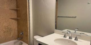 Modern 2 Bed 2 Bath Condo in the Heart of Downtown SLC! Gallery 18