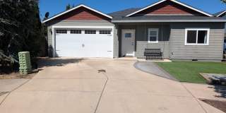 Newer 3 Bedroom 2 Bathroom Home in a Nice Neighborhood Gallery 1