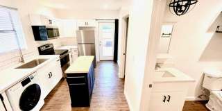 1402 East McKinley Street Gallery 9