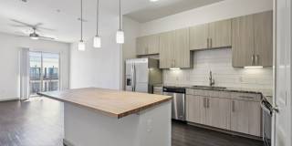 Rivera on Broadway Gallery 88