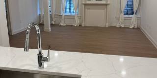 692 N High Street Gallery 5