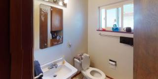 3 Bedroom 2 Bathroom Home Available July Gallery 13