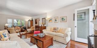 24 Jennings Avenue Gallery 7