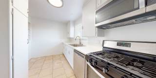 1951 Frank St. / 2519 Virginia Ave Gallery 15