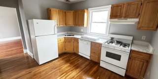 33 Adamson St. Gallery 4