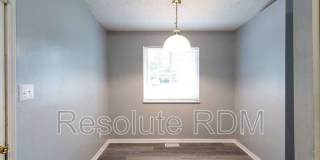 3826 Ireland Dr Gallery 10