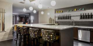 10 Hanover Square Gallery 29