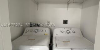 1209 NE 136th Ter Gallery 10