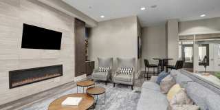 Palette at Arts District Gallery 16