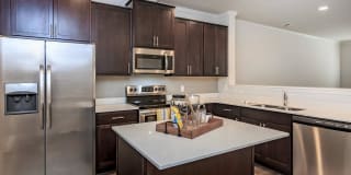 Rivermoor West Apartments Gallery 37