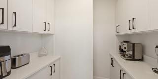 Fully Furnished 4-Bedroom Tetherow Home | Hot Tub + Home Services Included Gallery 29