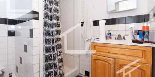 Charming 5 Bedroom-No Broker Fee Gallery 3