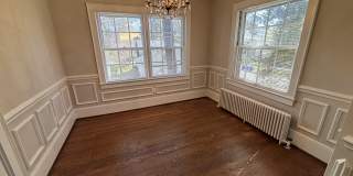 906 Clarendon St Gallery 3