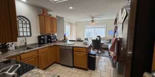 Spacious 4BR Home in Seven Oaks with Garage & Fenced Yard Gallery 10
