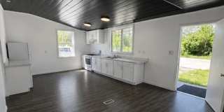 5870 Villa Avenue Gallery 1