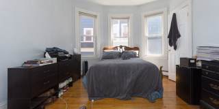 3 Bed / 1 Bath on Hillside St | Mission Hill | 9/1 Gallery 5