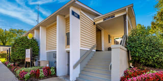 Hilltop Apartments Gallery 2