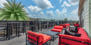 Montabella at Oak Forest Apartments Gallery 17