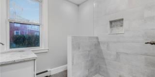 10 Braman Street Gallery 17