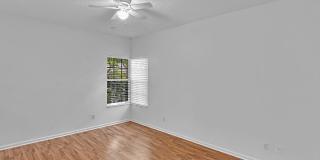 3420 Washington Lane Gallery 17
