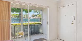 6273 Bay Club Dr Gallery 13