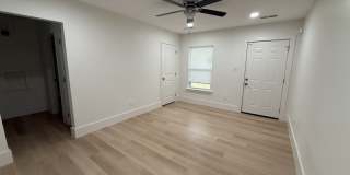 940 North Hollywood Street Gallery 10