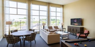 Woodmore Grand Gallery 13