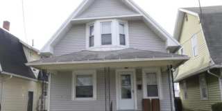 2 Bedroom House with Bonus Room Gallery 1