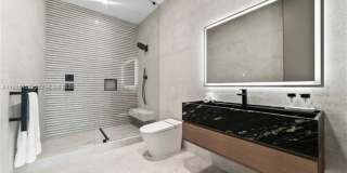 493 Holiday Dr #0 HALLANDALE BEACH, FL 33009 Gallery 39