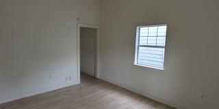 2914 Baudin St Gallery 9