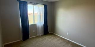 5 Bedroom on Falcon Gallery 26
