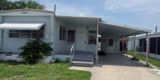 2 bedroom 1 bath Gallery 1