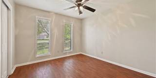 2505 Rustling Oaks Drive Gallery 15