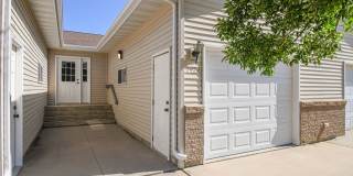 Comfortable 3-Bedroom Condo in Brandon – Available Now! Comfortable 3-Bedroom Condo in Brandon – Available Now! Gallery 5