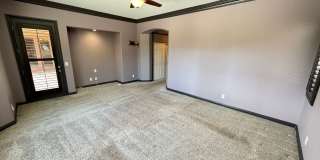 Elegant Desert Retreat – 3+ Bedroom Home with Pool in Mountain’s Edge Gallery 14