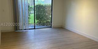 8290 Lake Dr Gallery 14